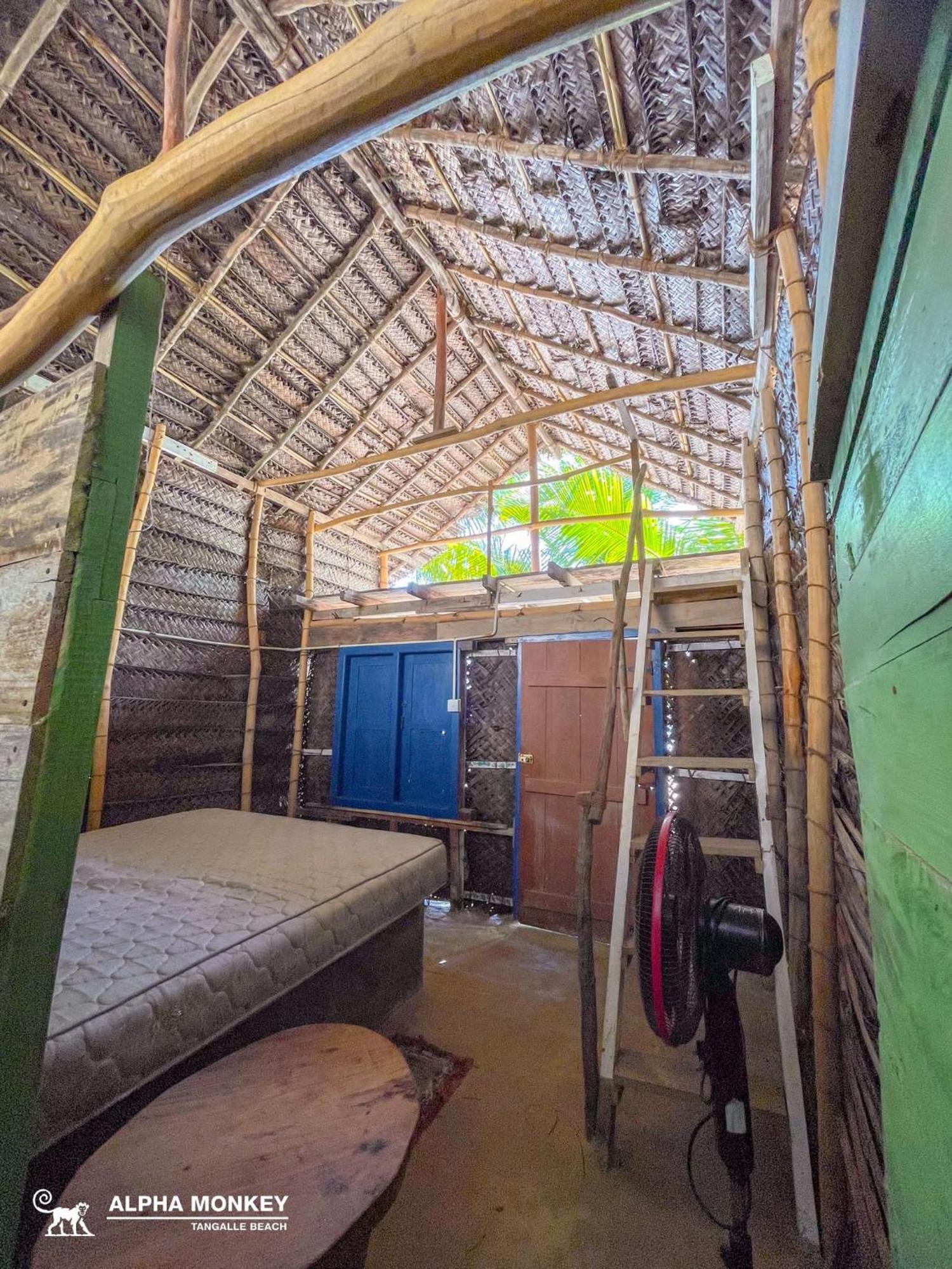 The Alpha Monkey Hotel & Tree House Tangalle Ruang foto